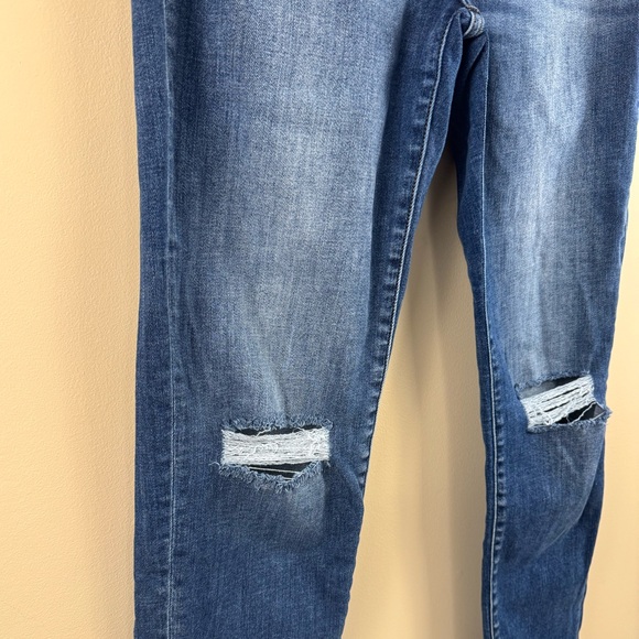 KanCan Estilo High Rise Button Fly Jeans - Picture 4 of 5